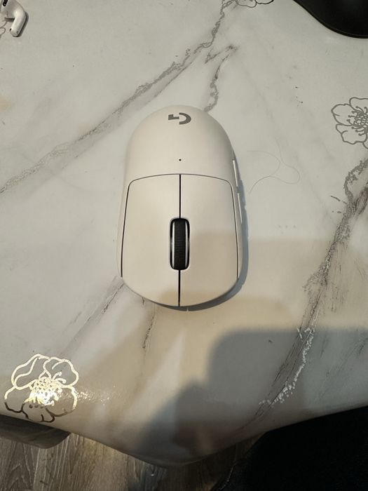 Logitech g pro x superlight 2