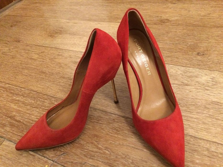 замшевые вечерние туфли