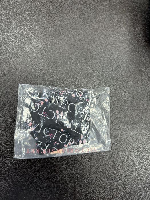 Lenjerie Victoria’s Secret