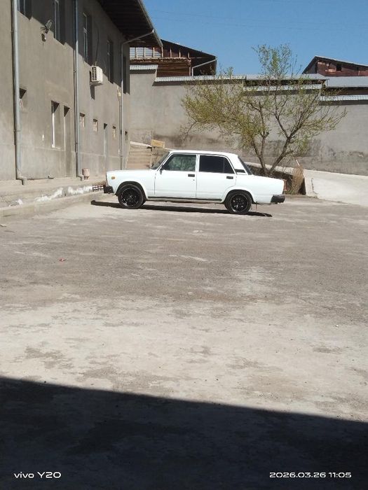 Vaz 2107 sotiladi injektr