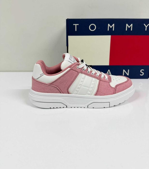 Tommy Jeans The Brooklyn Mix Media