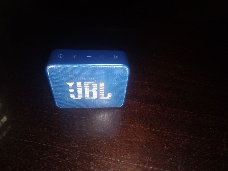 Продам колонку.JBL GO2.