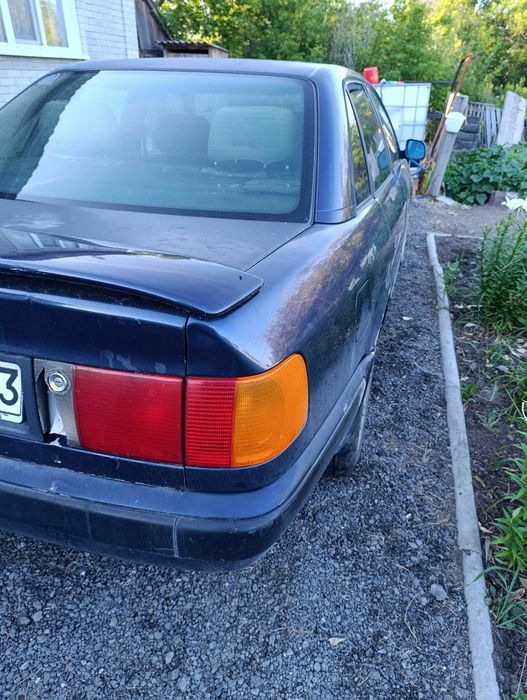 Продам Ауди 100с4