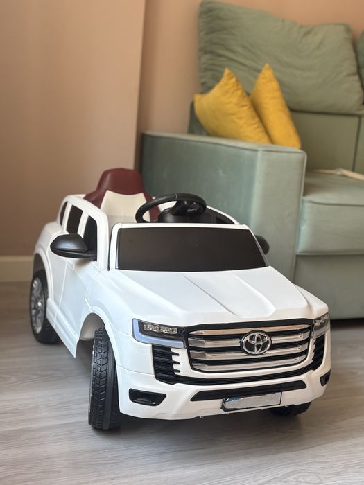 Электронная машина toyota