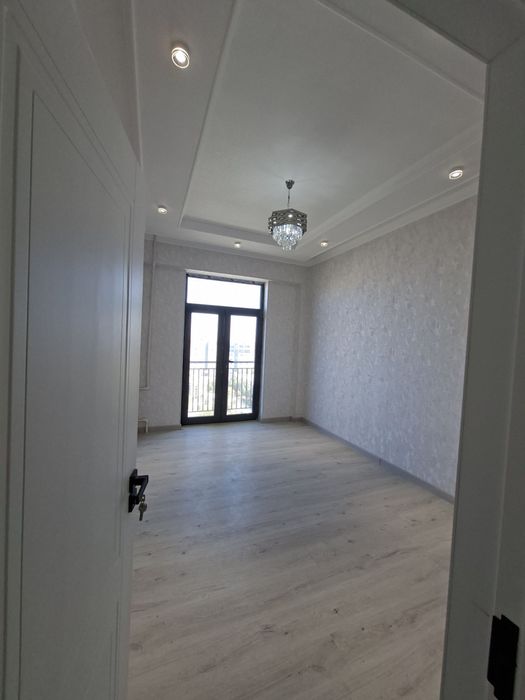 2-х комнатная квартира в центре города Наваи