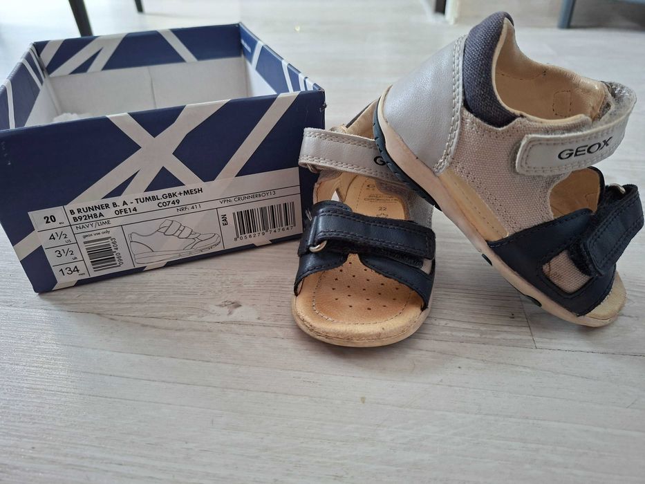 Детски сандали GEOX