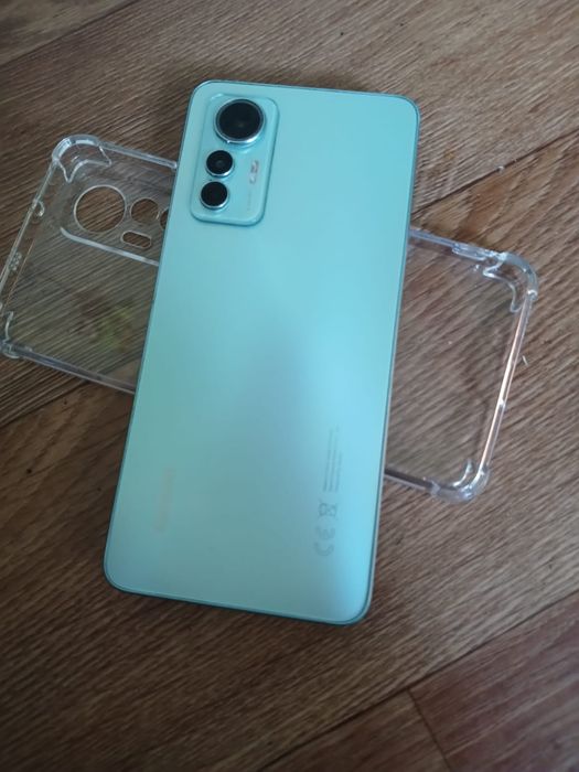 Xiaomi 12 lait . Продаю.
