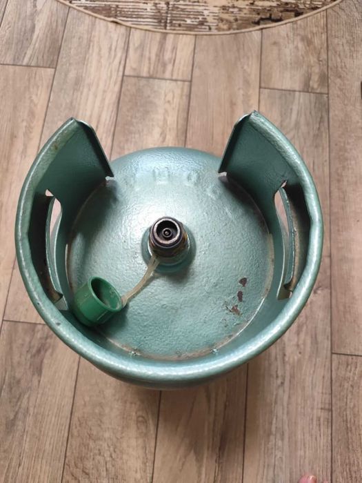 Продавам Газова бутилка за пропан бутан от по големите за 21л.