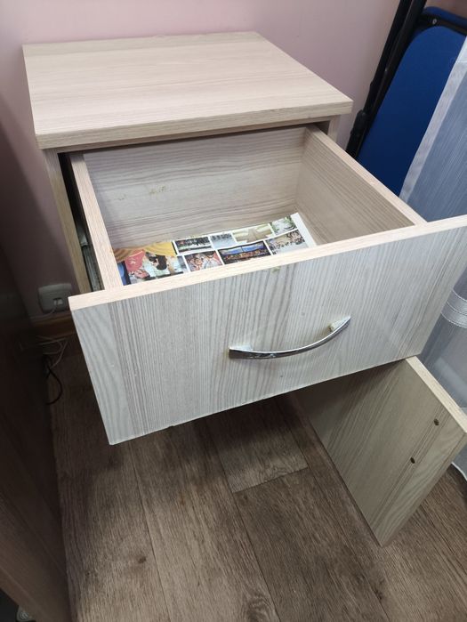 Тумбочка одна ##