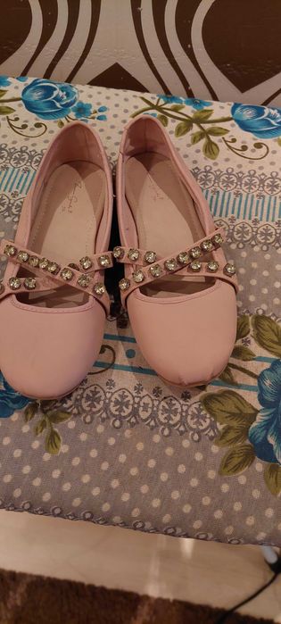 Обувки ZARA за момиче 32 размер