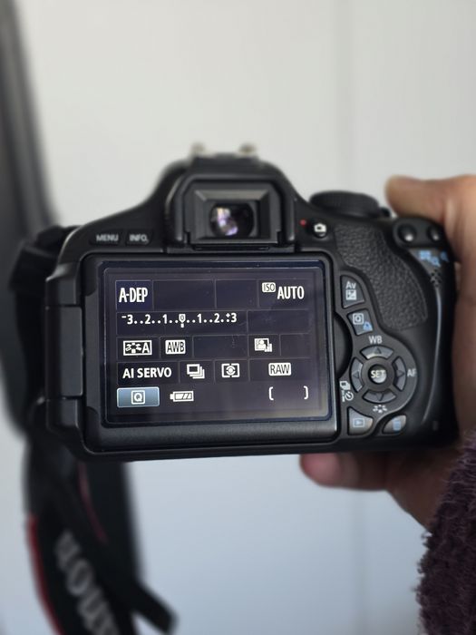 Canon EOS 600D + чанта