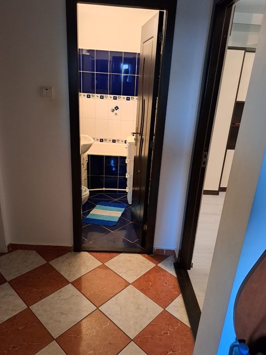 Vând apartament 2 camere decomandat