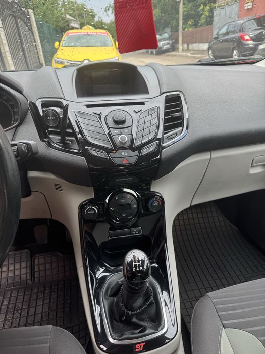 FORD Fiesta 2014 — imagine 5