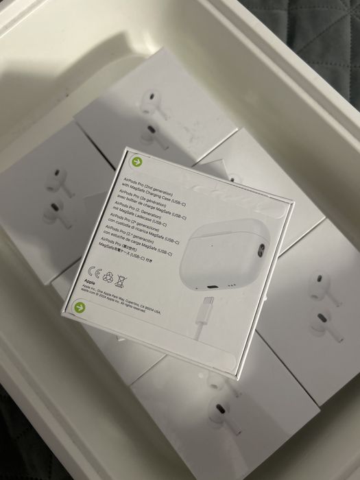 8 perechi de casti airpods pro 2