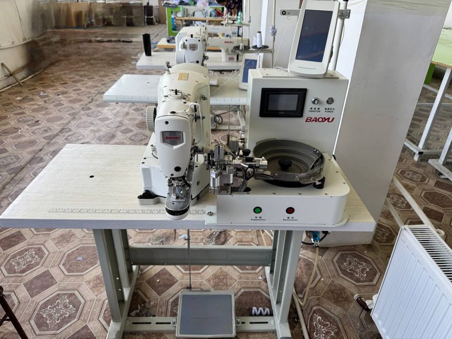 Tugma qoqadigan mashina