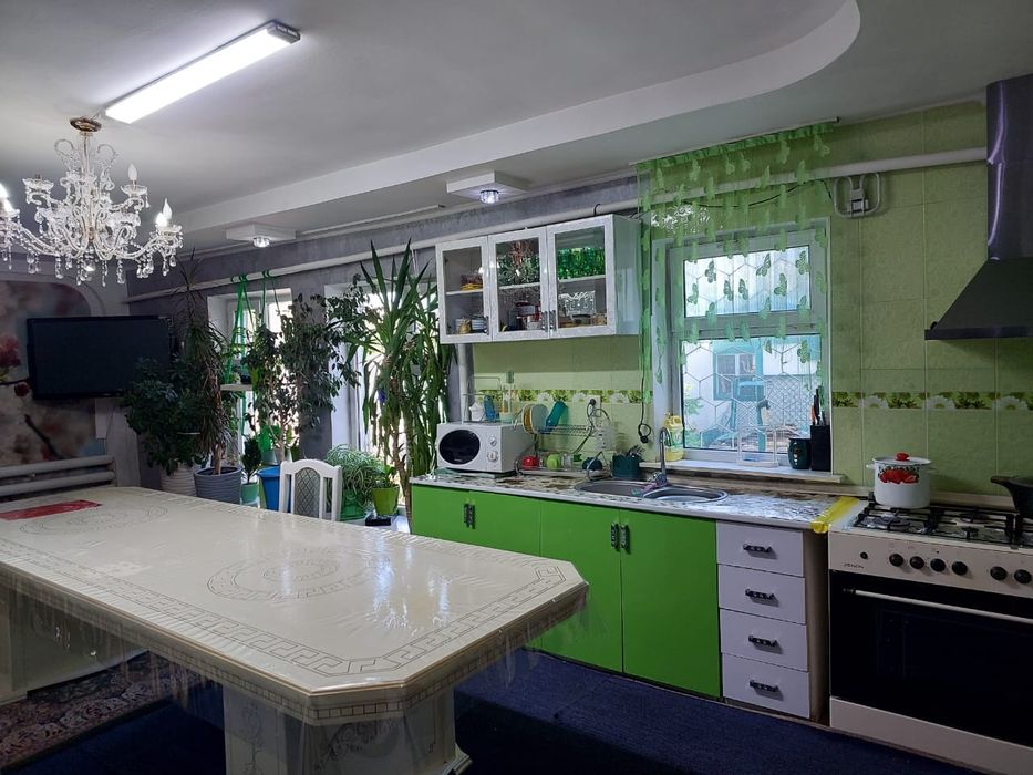 Продам дом с магазином