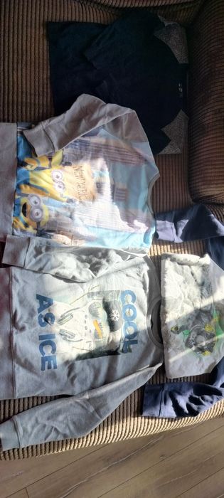 Лот зимни дрехи блузи и долнища за момче 8-9 години