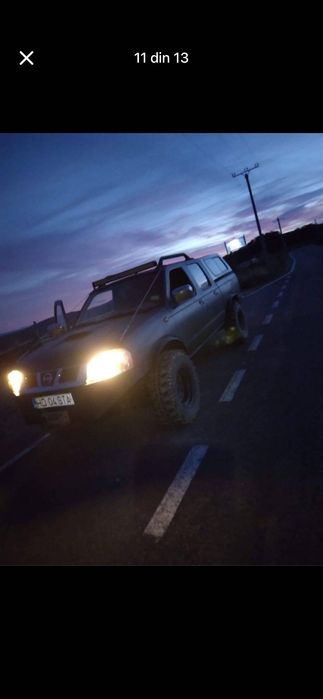 Vând Nissan navara d22 modificat