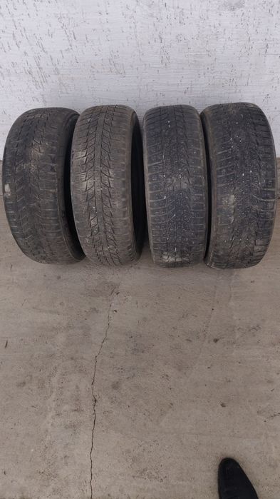 Продам зимнию резину