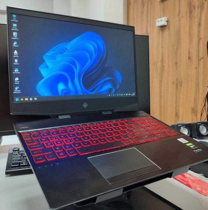 Срочно продам игровой ноутбук HP omen core i7