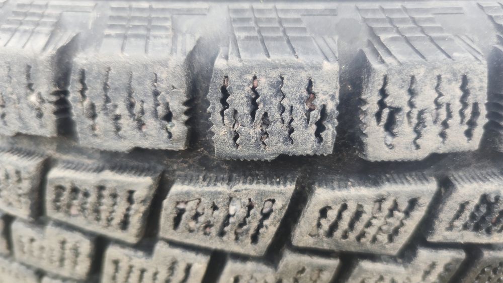 Продам шины от Hankook Dynapro Ice