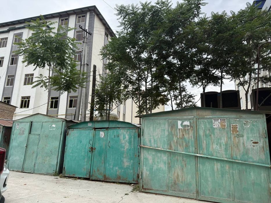 Гараж, сотилади,