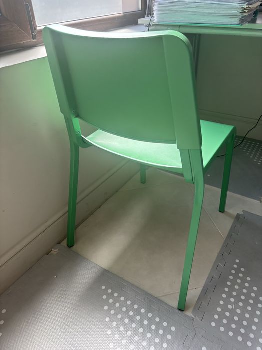 Звлен нов стол Ikea