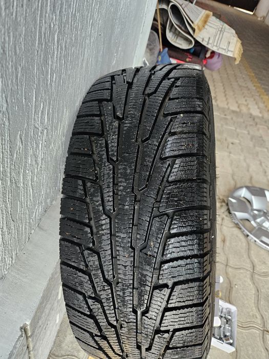 Шина с диском. Колпаки