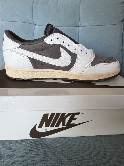 Travis Scott Jordan 1 Low Reverse Mocha