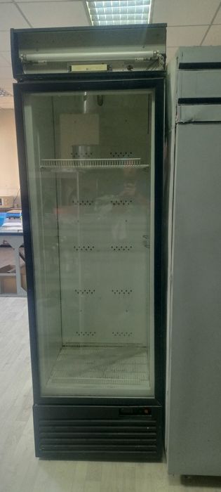 Холодильник витрина бу
