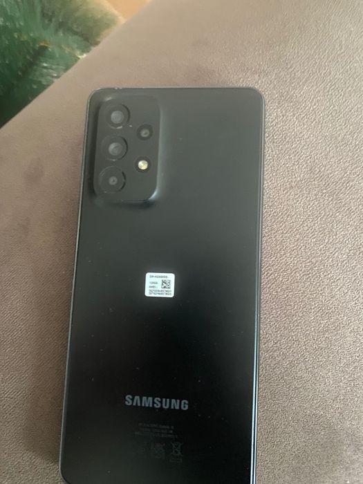 Продавам Самсунг А53