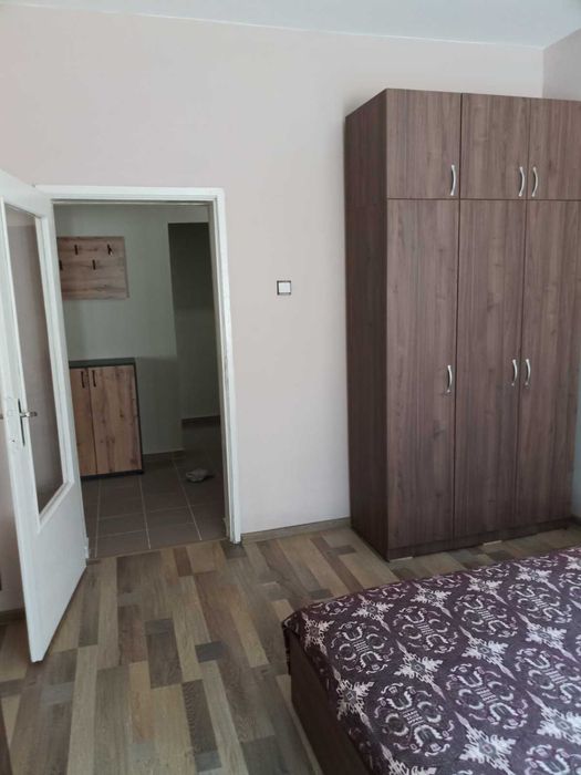 Продава се Тристаен апартамент в Мездра - 100 кв.м за 1000 €/кв.м - Снимка #5