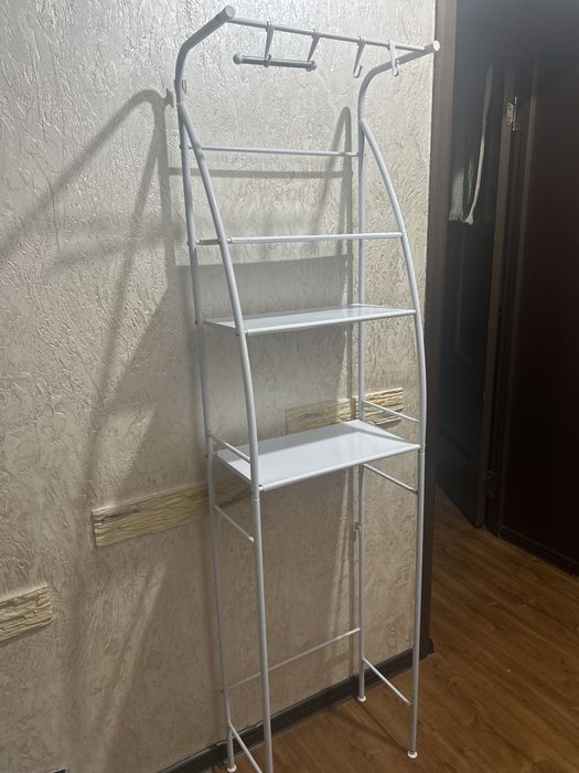 Продам стеллаж для уборной