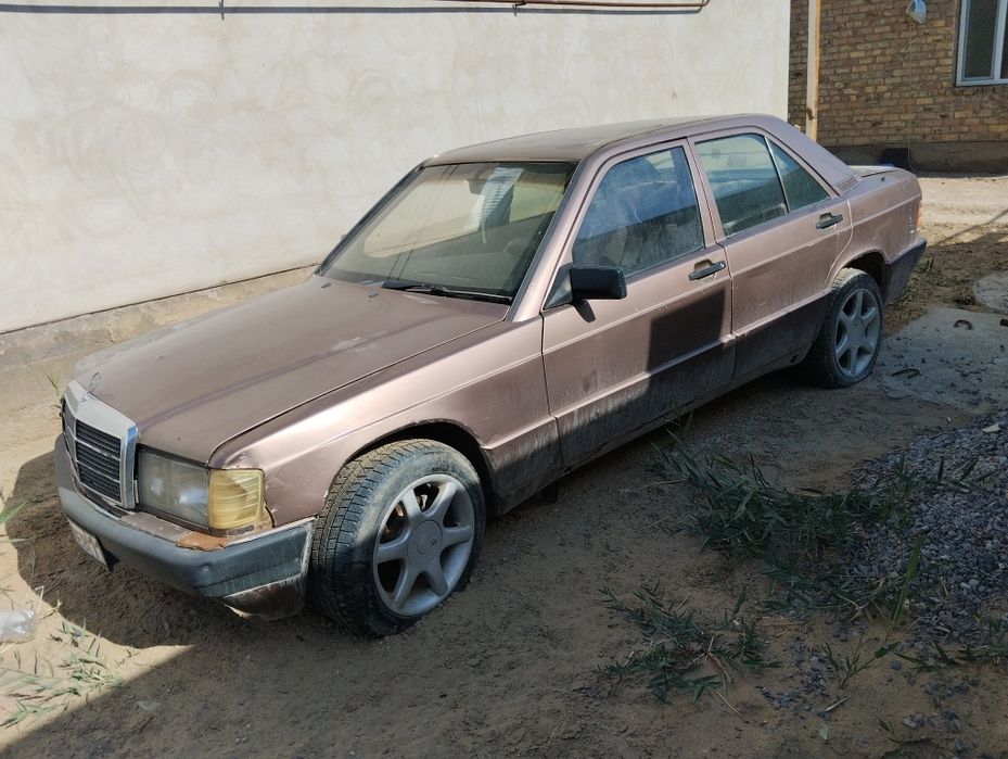 Мерседес 190 W201