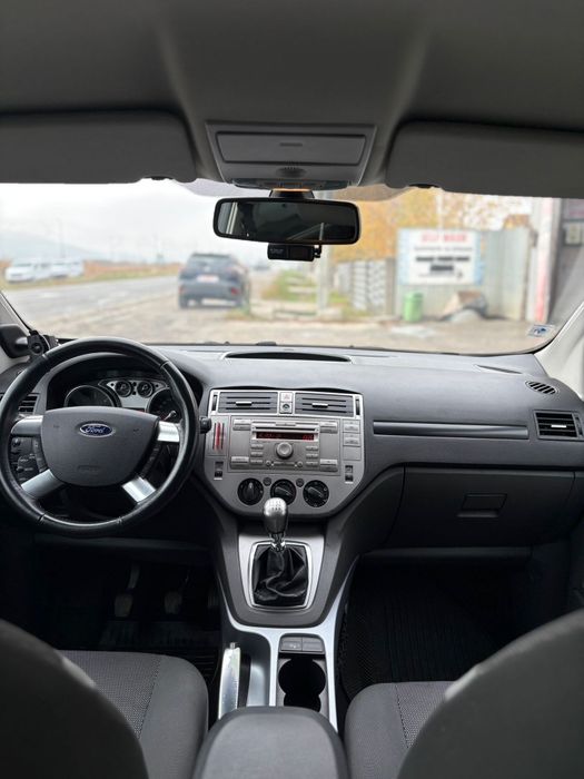 Vând Ford Kuga 2012