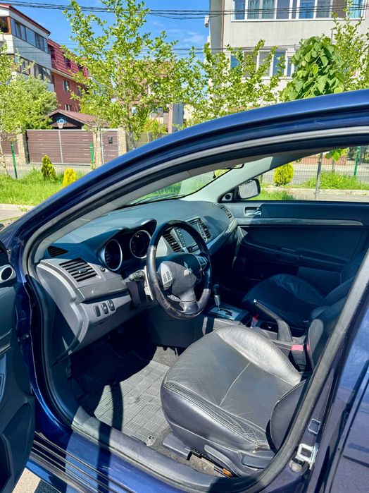 Mitsubishi Lancer 1.8 Benzina Automat