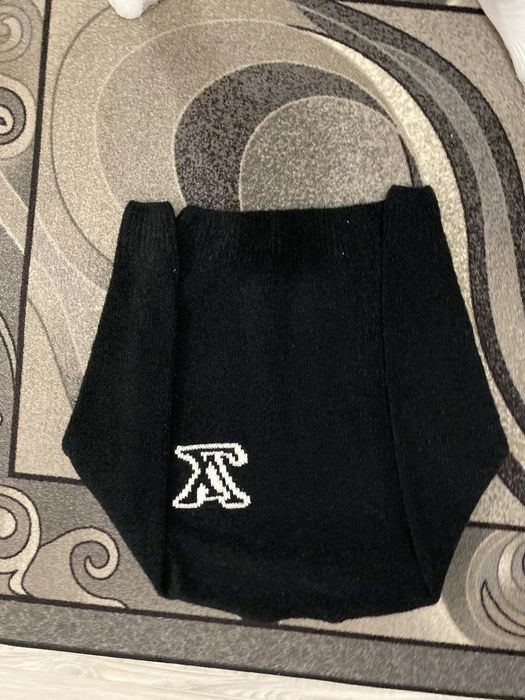 Louis vuitton пуловер