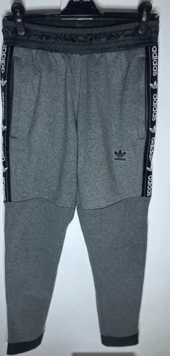Pantaloni trening adidas originali