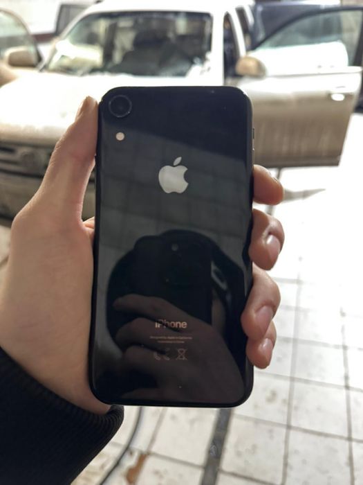 айфон хр черный