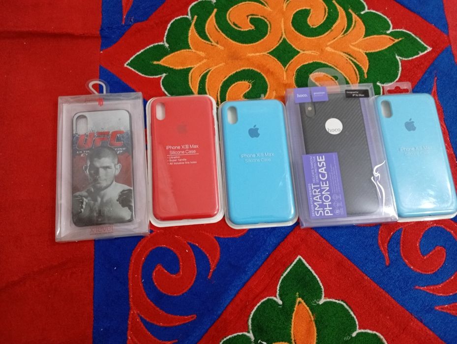 Продам чехлы на iPhone XS MAX