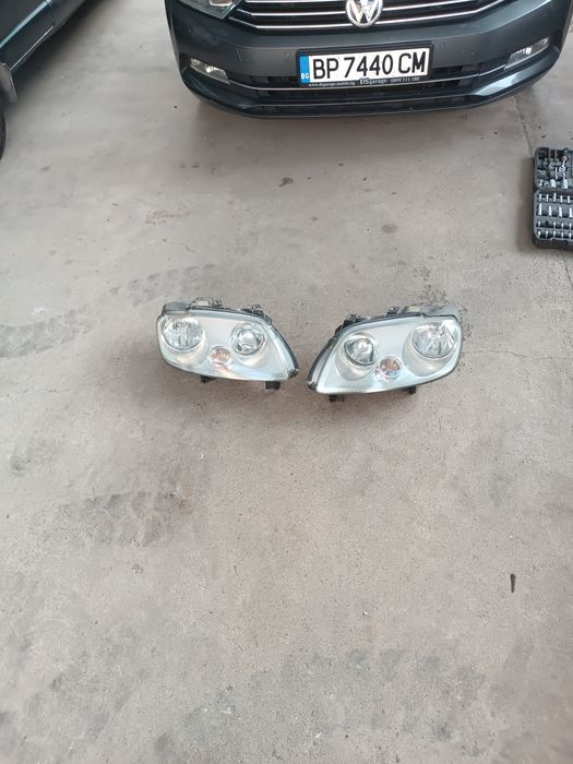Фарове за vw turan,cadi