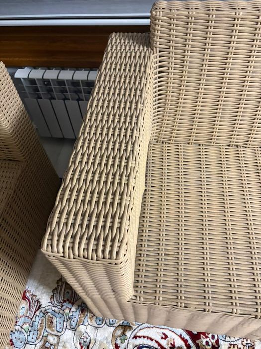 Диван из ротанга