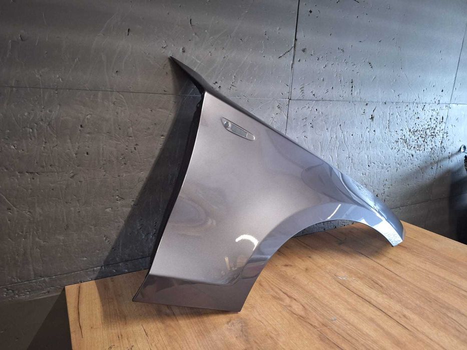 Aripa Fata Dreapta BMW E81 E87 An 2003-2010 (A22 (Gri Inchis))