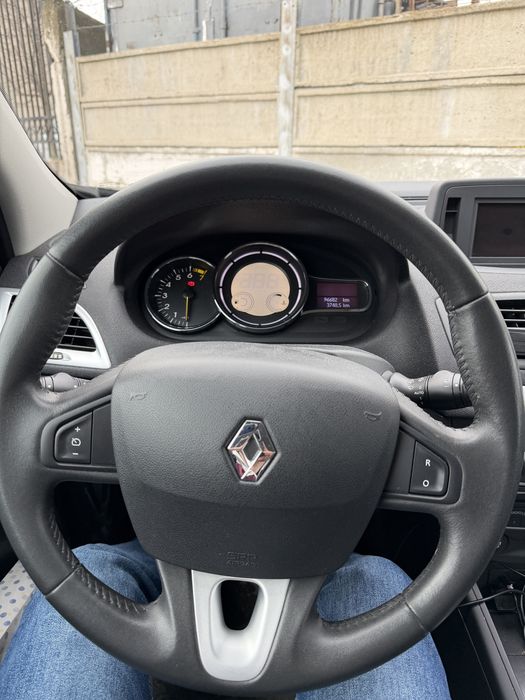 RENAULT Megane 2010 — imagine 5