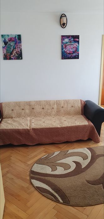 Închiriez apartament 2camere  !