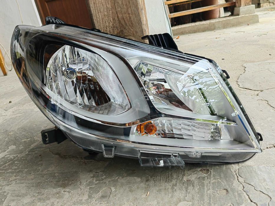 Фар LDV Maxus G10 Electric десен Оригинален