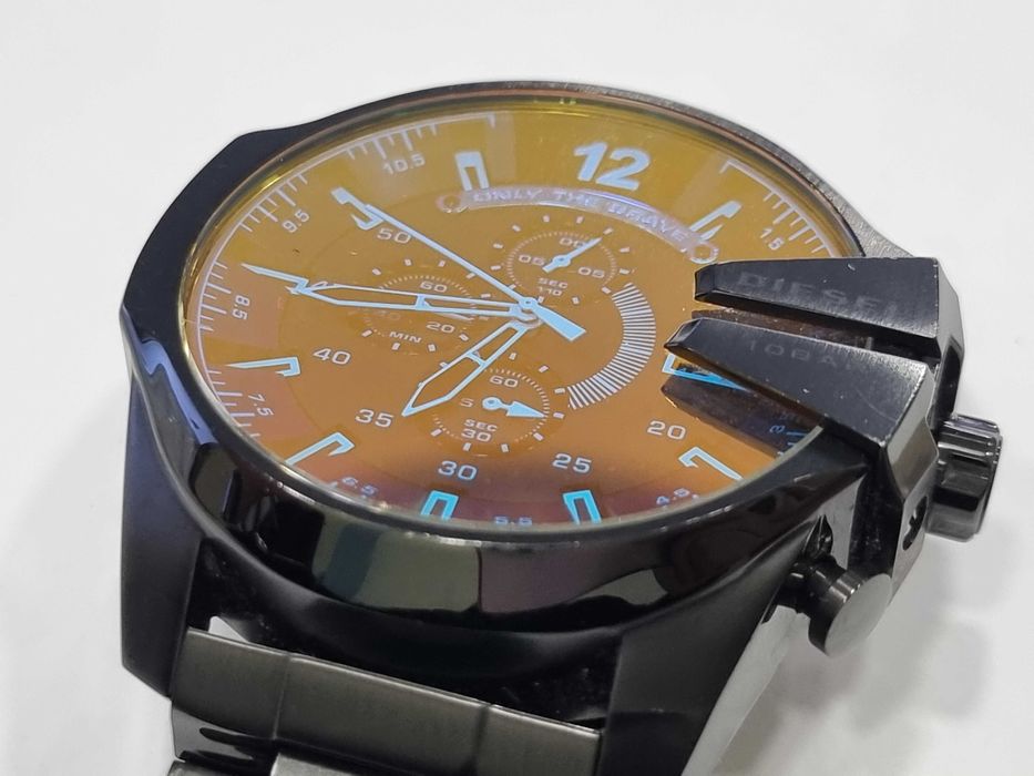 Часовник Diesel DZ4318 Mega Chief 51 мм.