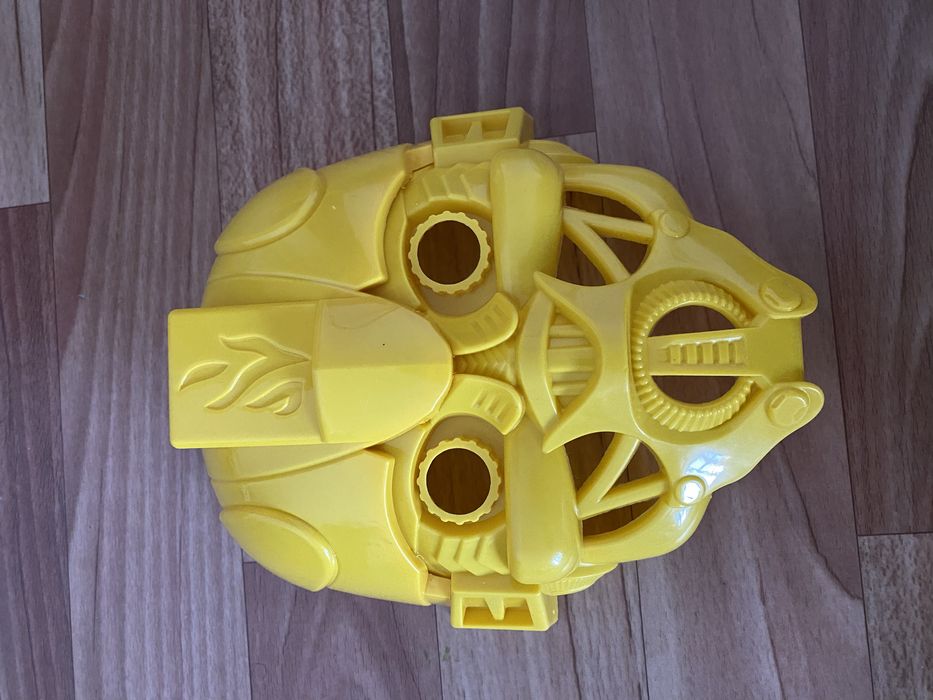 Продам игрушки ,машинки , маски