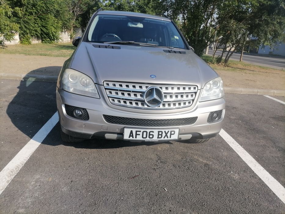 Fata completa  ML 320 w164 2006(bara, capota, grila, aripi,, faruri)