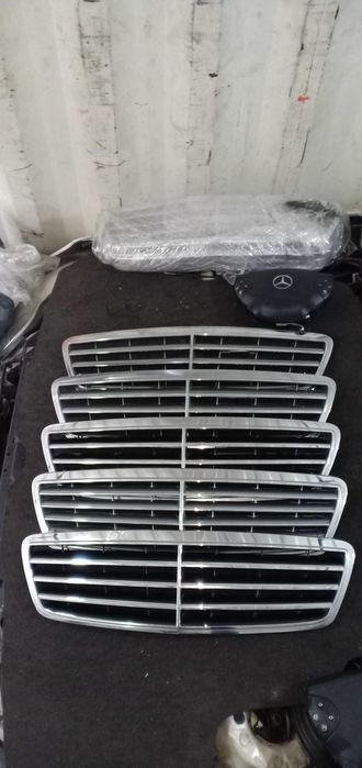 Решетки на капот mercedes w203 w211 w245